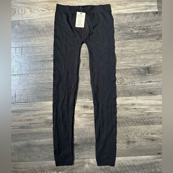 NEW WITH TAGS WOMENS LEGGINGS SIZE XL - Picture 1 of 4